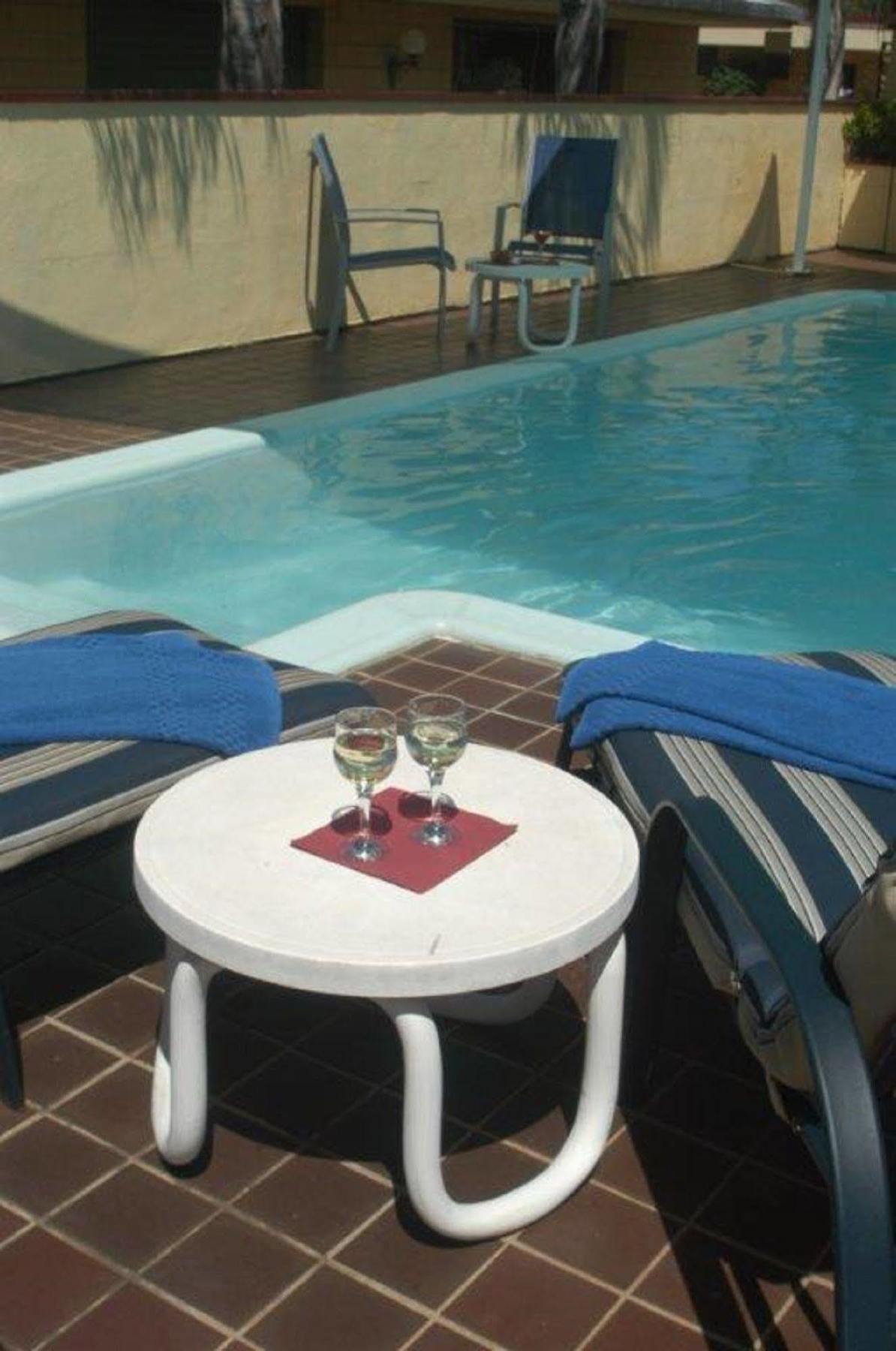 Burke & Wills Motor Motel 4*
